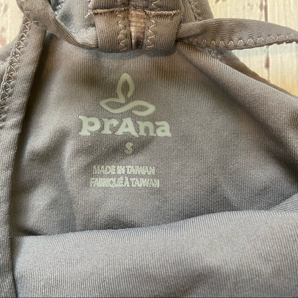 PrAna Miracle Cami Synergy Gray. Size Small. EUC - Picture 6 of 9